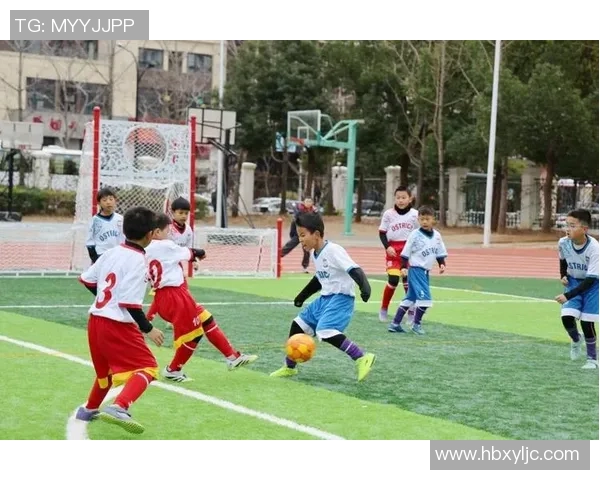 千年蹴鞠焕新“华鞠运动” 浙江台州黄岩为足球变革注入文明动能